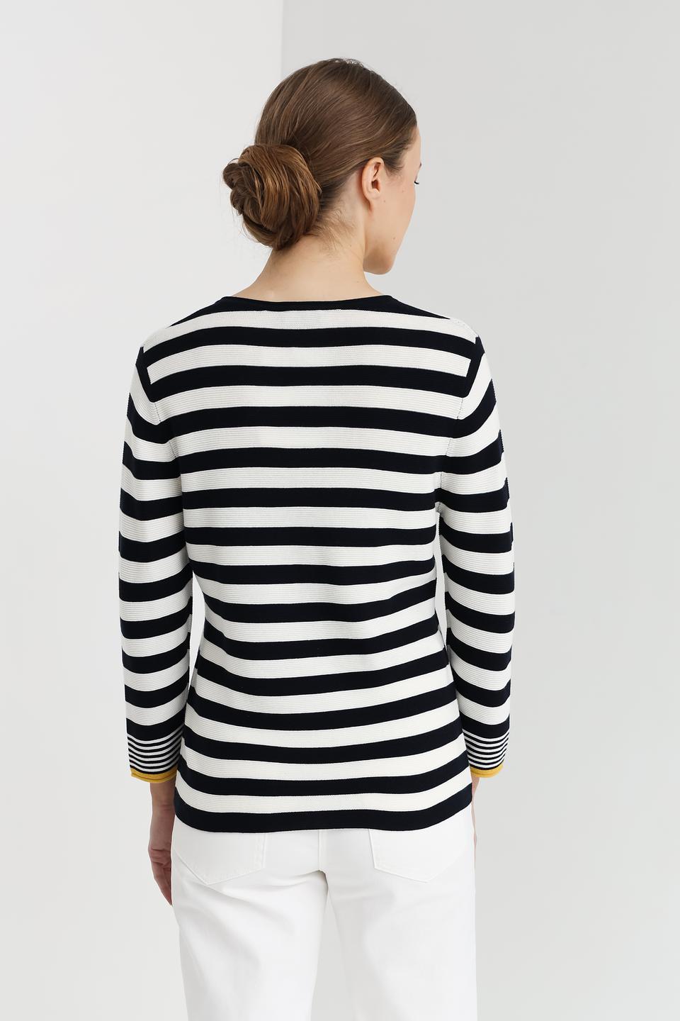 Пуловер Pezzo в полоску