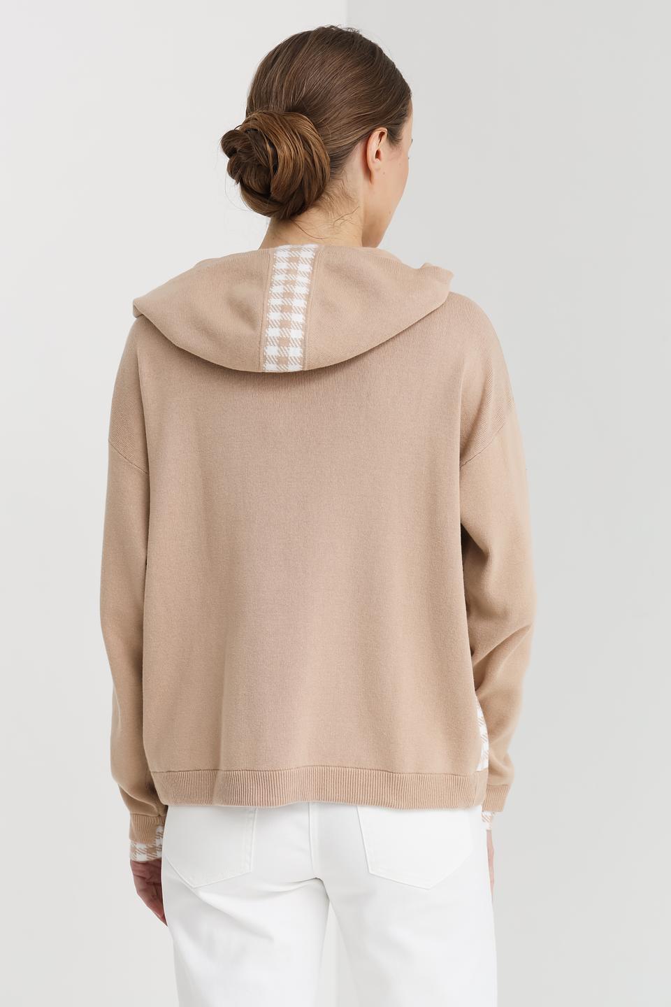 Толстовка Pezzo с карманом бежевая