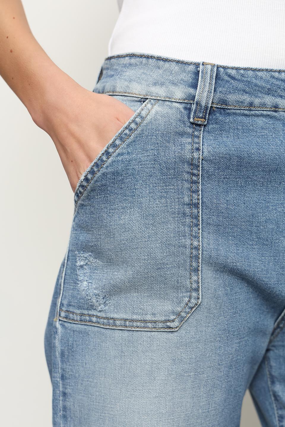 Джинсы UNQ с карманами голубые