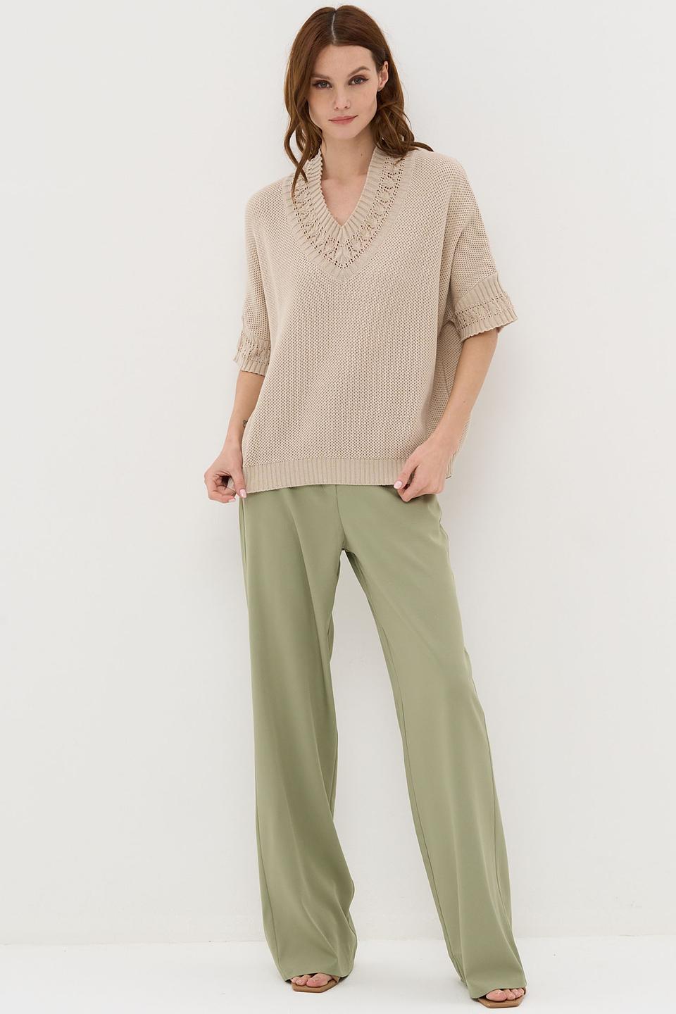 Джемпер NEWVAY с V-образным вырезом бежевый