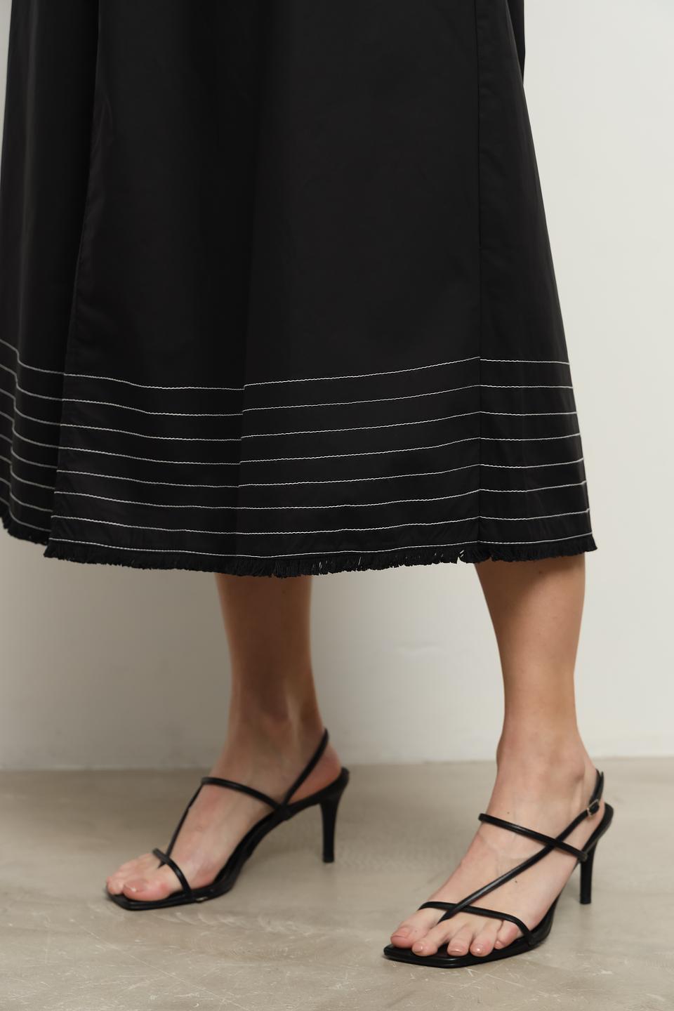 Платье Icona с вышивкой чёрное