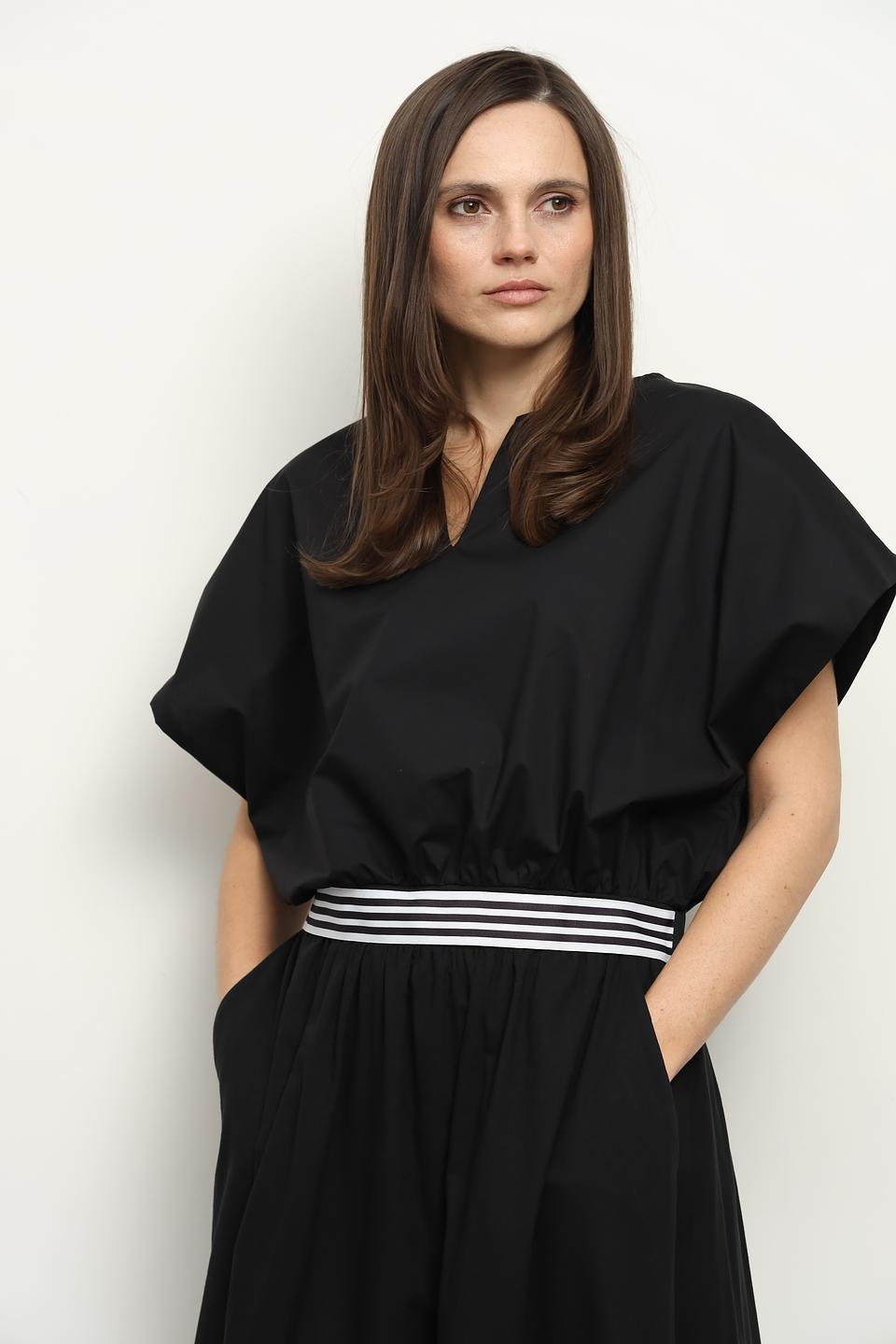 Блуза Icona чёрная с рукавами-крыльями