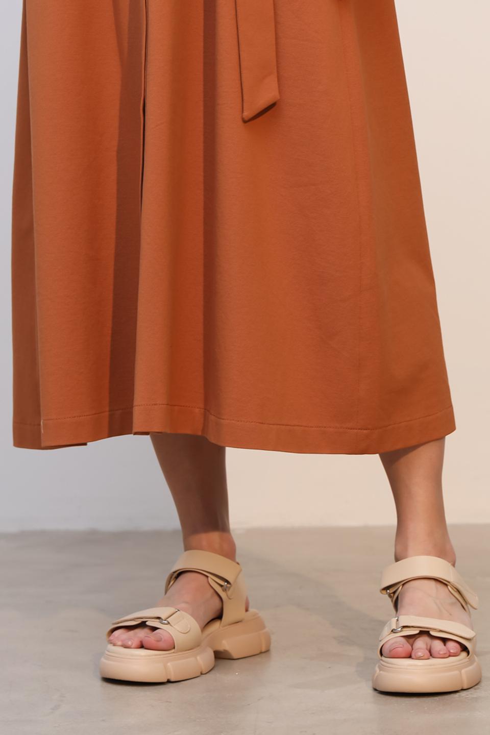 Платье Circolo 1901 приталенное терракотовое