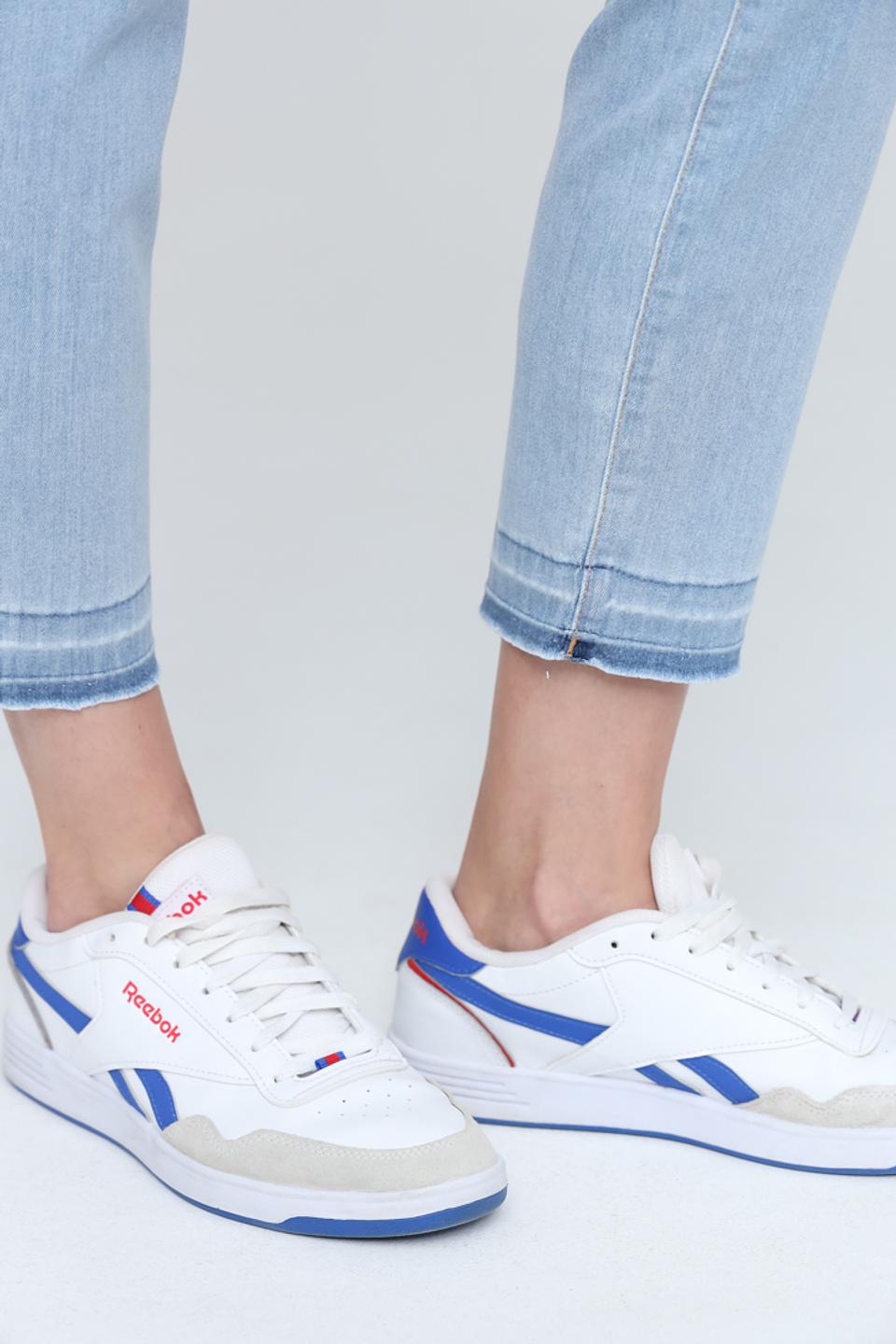 Джинсы Marc Cain голубые с манжетами