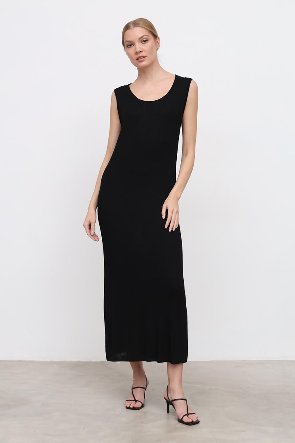 Платье Cinque чёрное приталенное