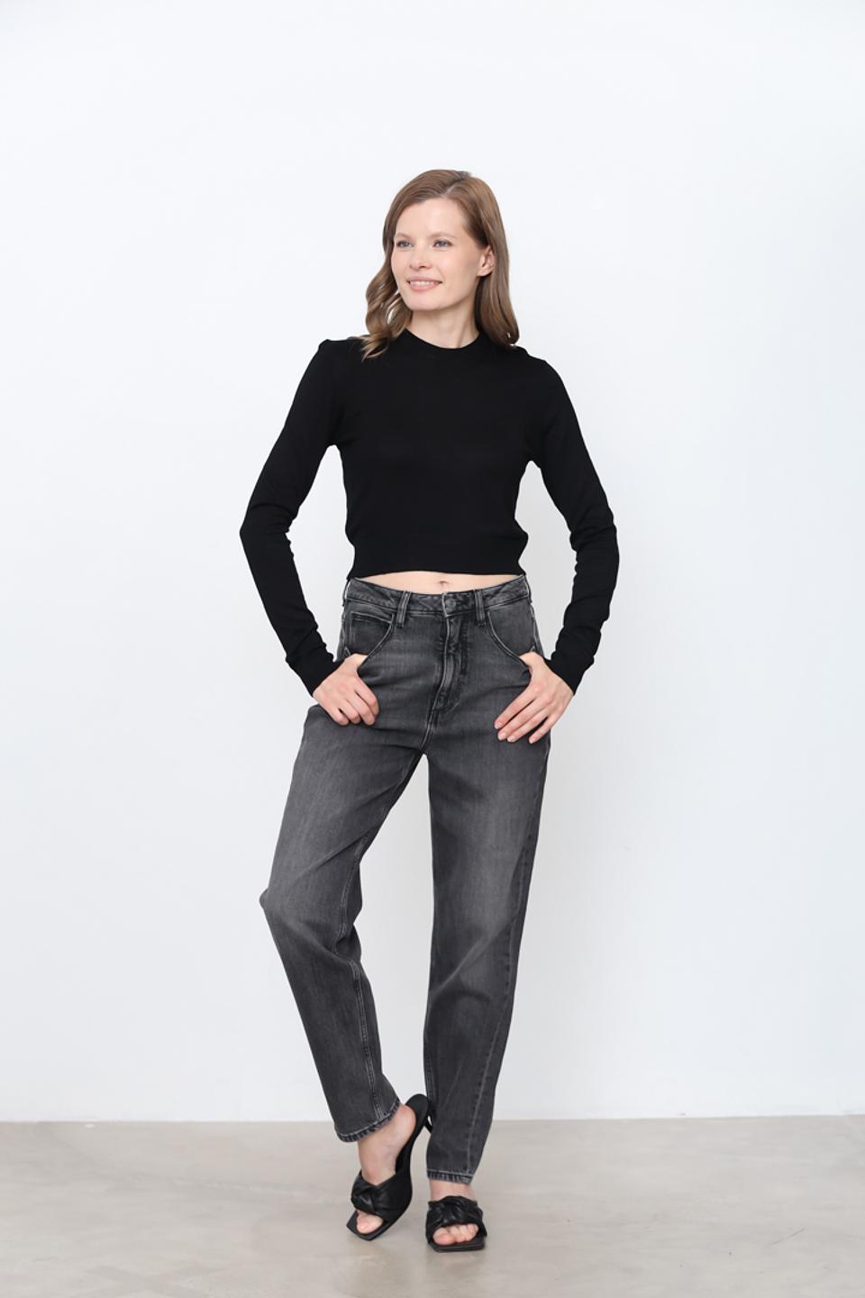 Джемпер Alcott черный укороченный