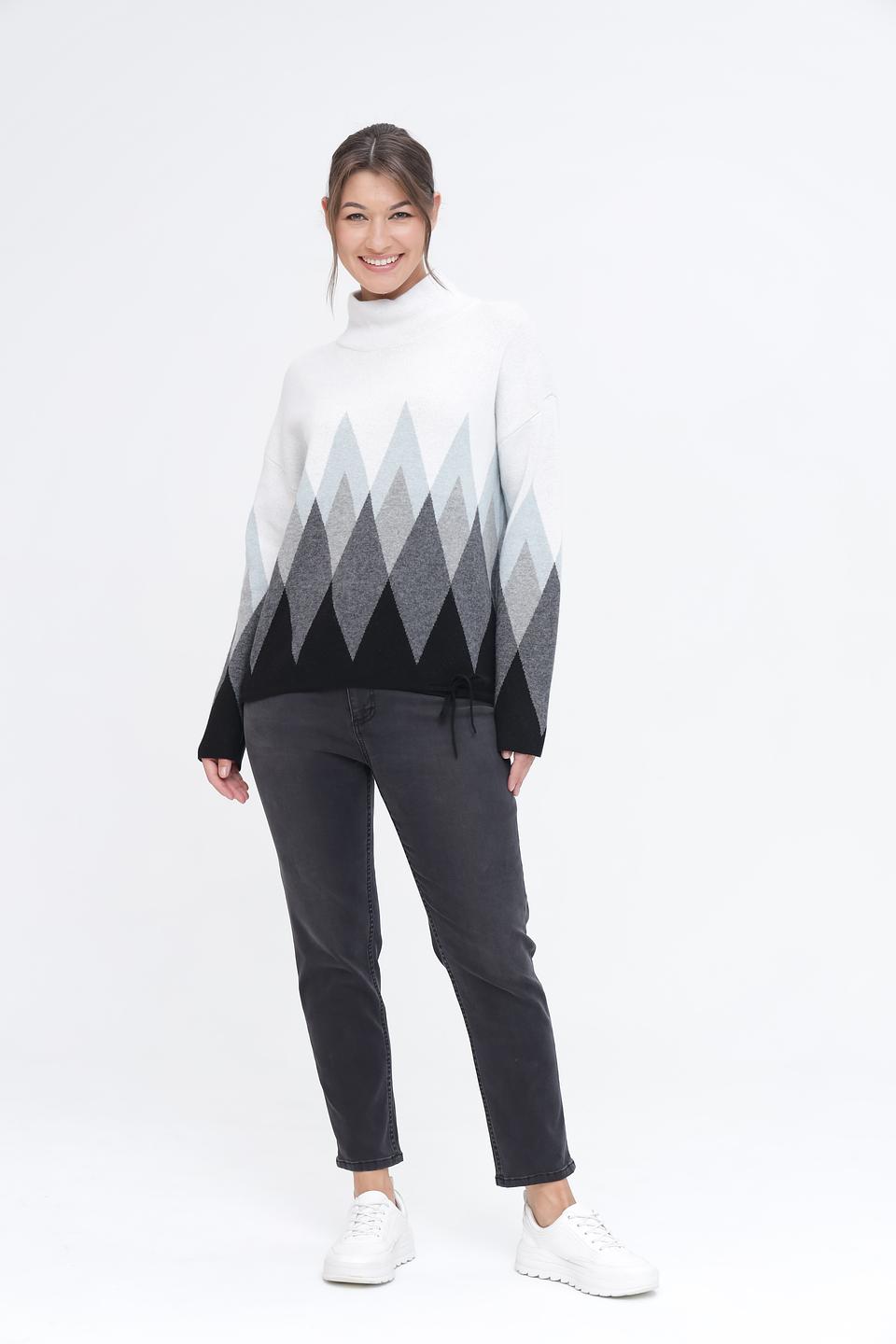 Пуловер Pezzo с ромбами белый