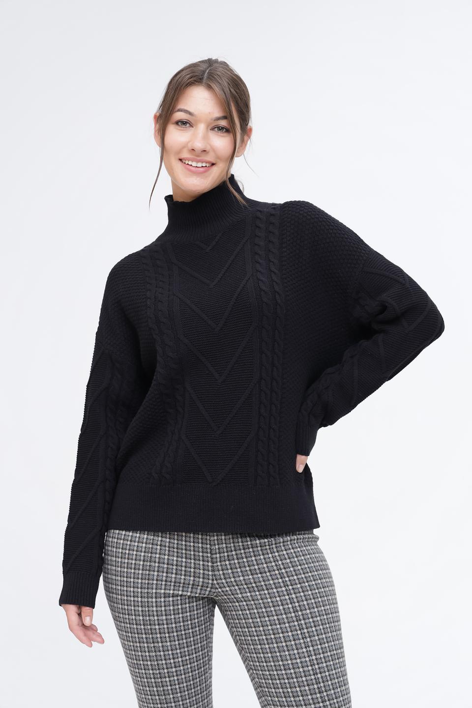 Пуловер Pezzo чёрный с косами