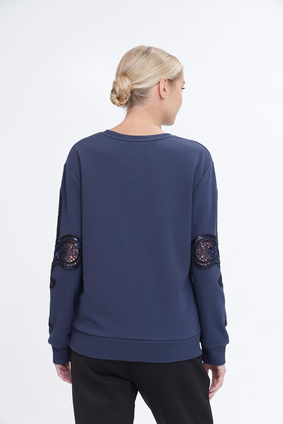 Пуловер Pezzo с вышивкой