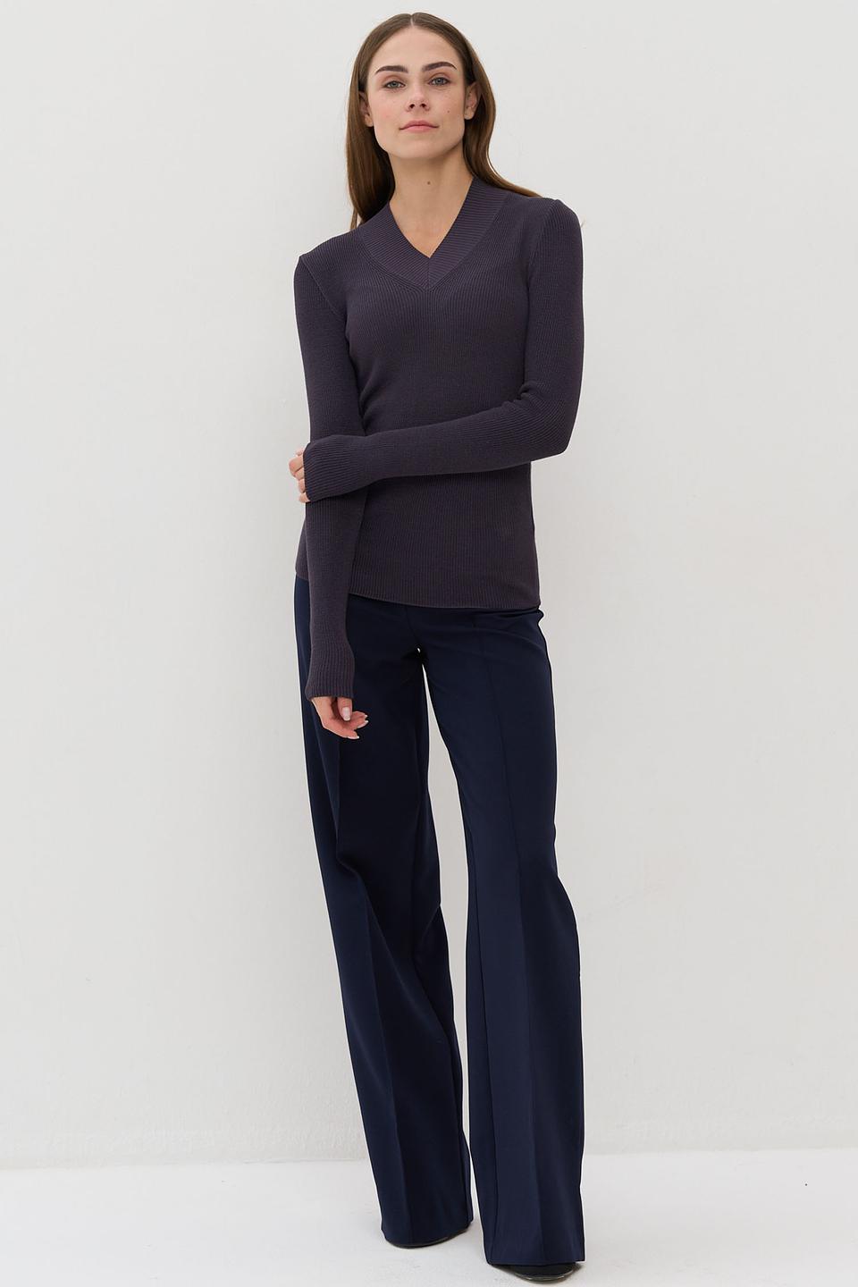 Джемпер VAY с V-образным вырезом