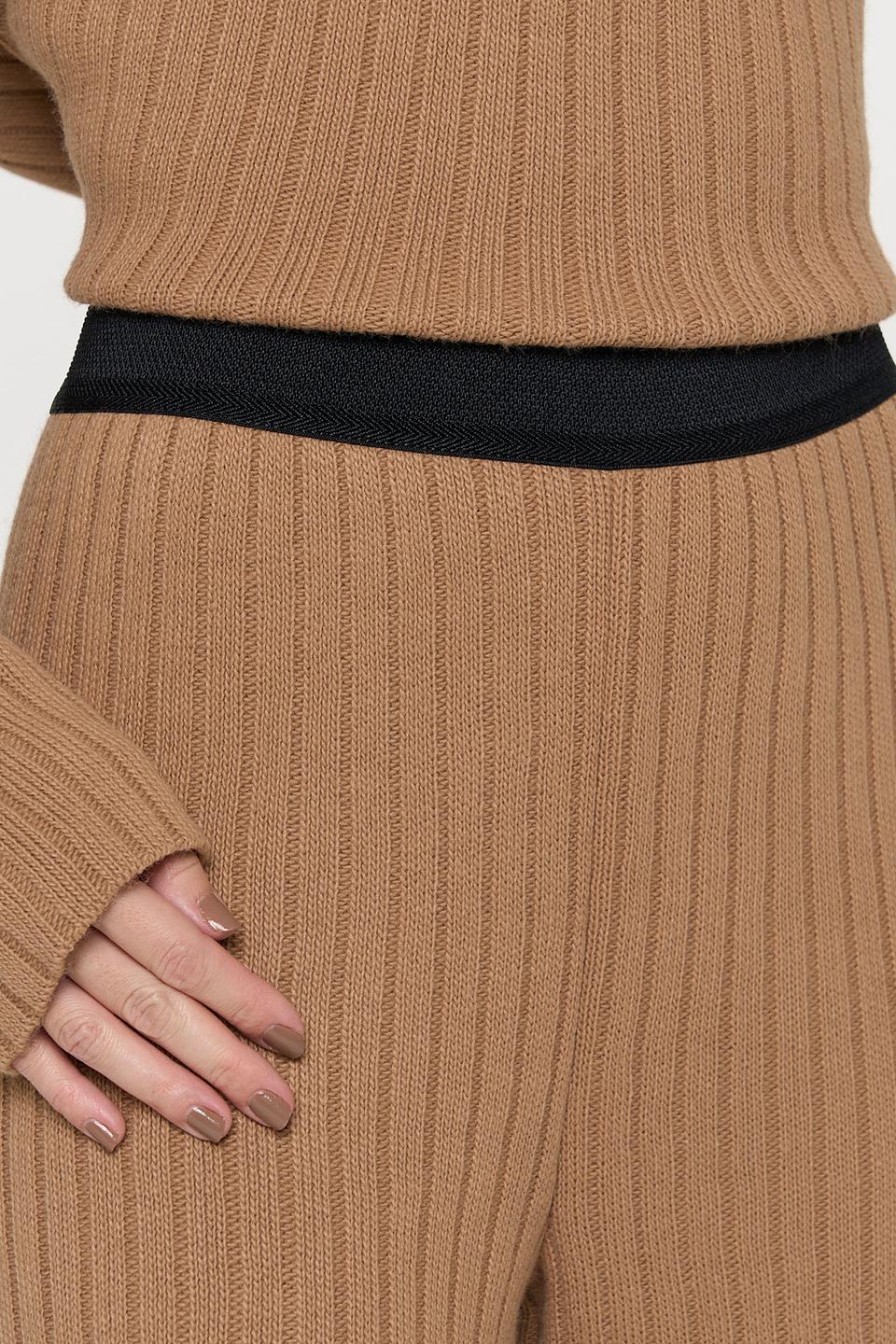 Костюм VAY вязаный бежевый