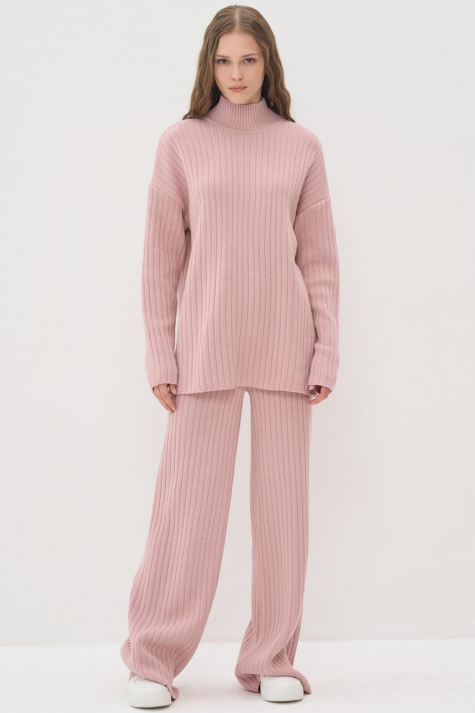 Костюм VAY вязаный розовый
