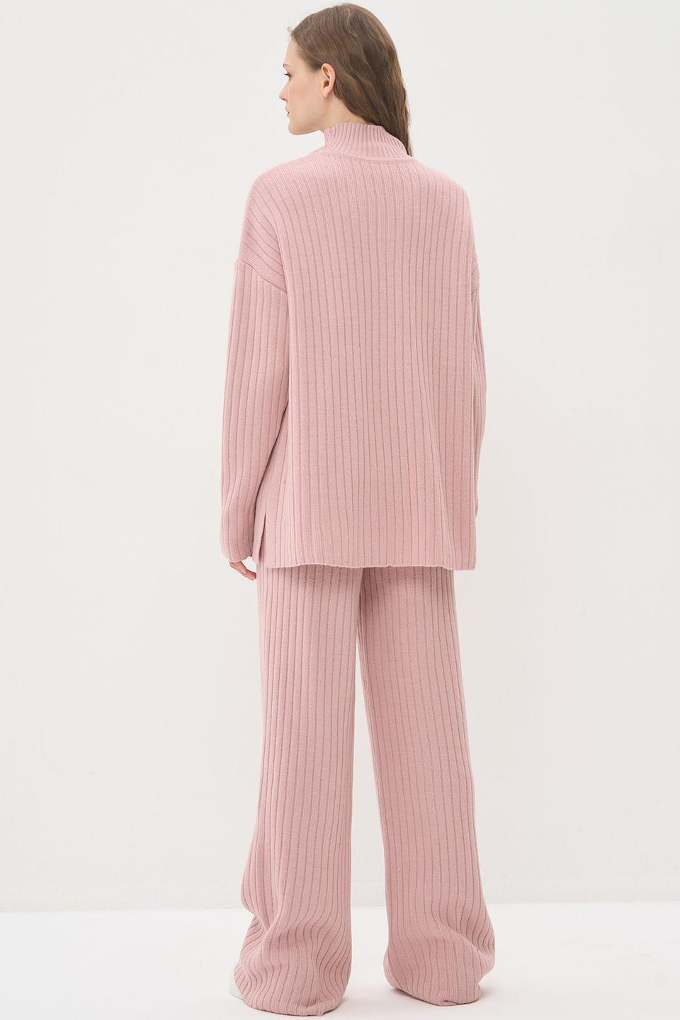 Костюм VAY вязаный розовый