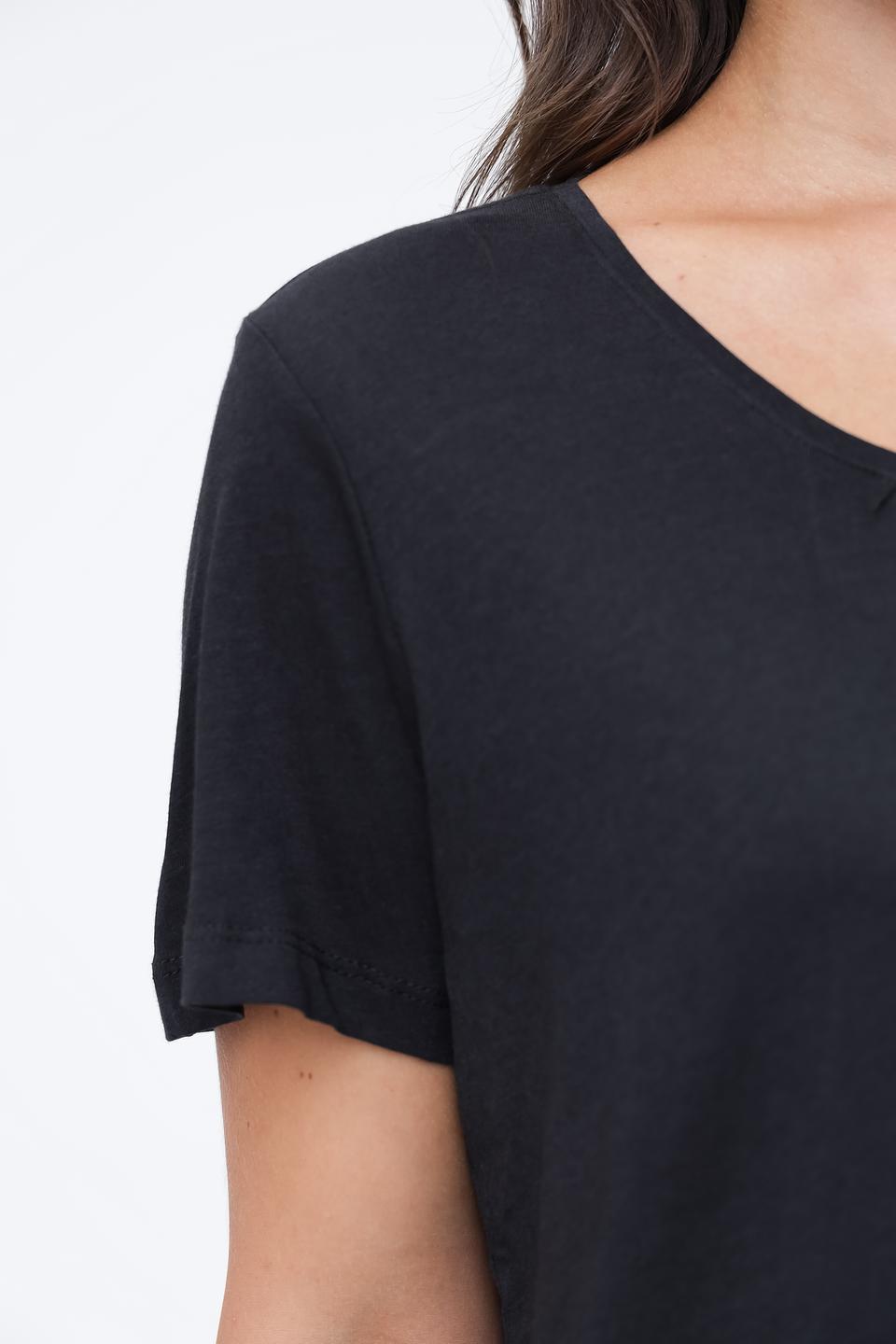 Футболка Broadway с вырезом чёрная