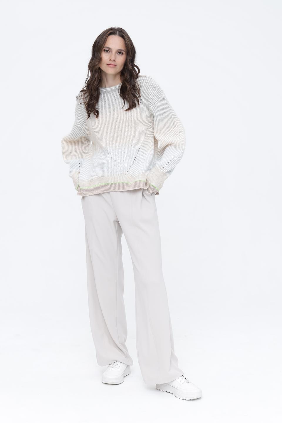 Пуловер Marc Cain с зелёной отделкой