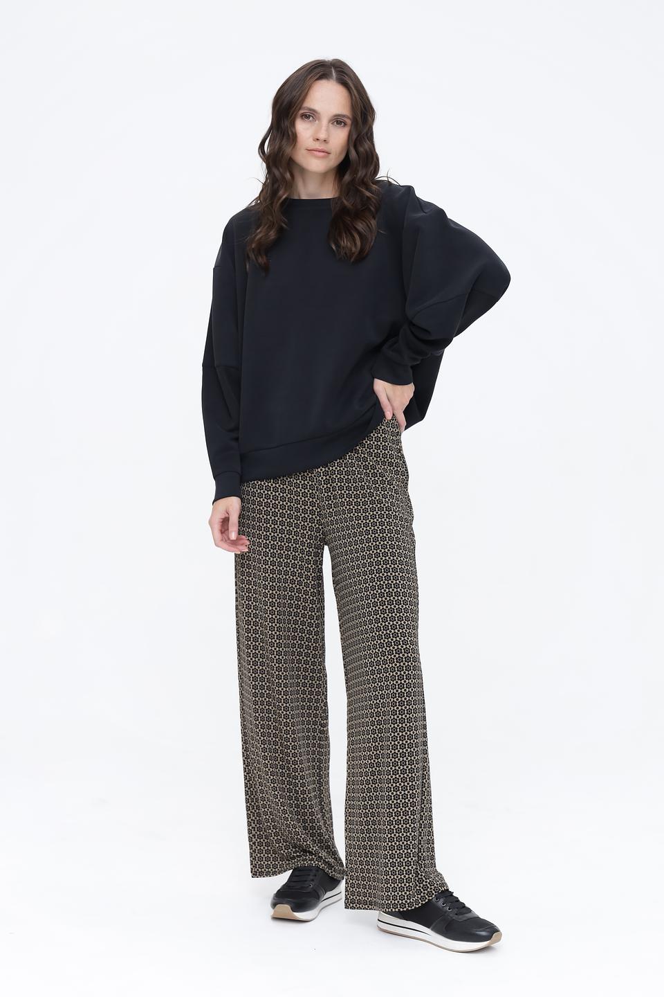 Пуловер Beatris чёрный оверсайз