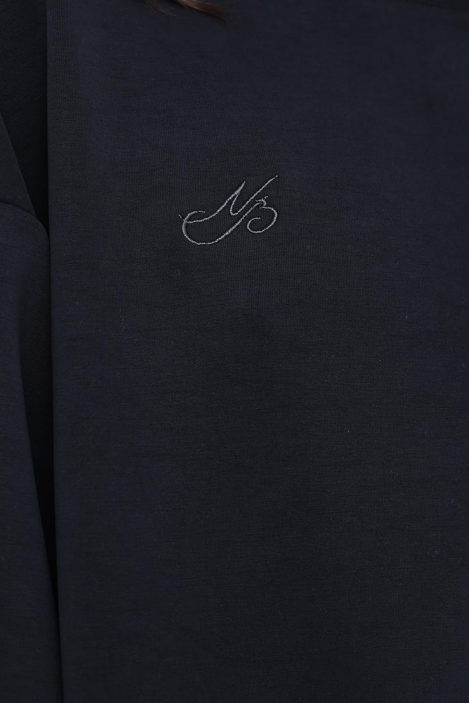 Пуловер Beatris чёрный оверсайз