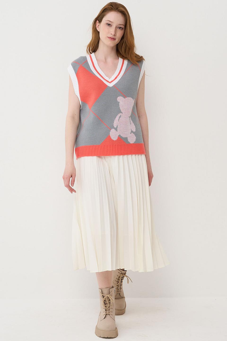 Жилет BE YOU с медведем