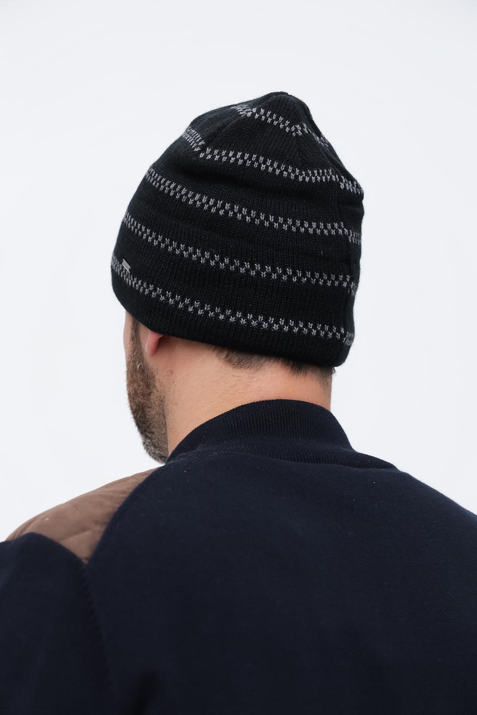Шапка Wegener мужская чёрная с узором