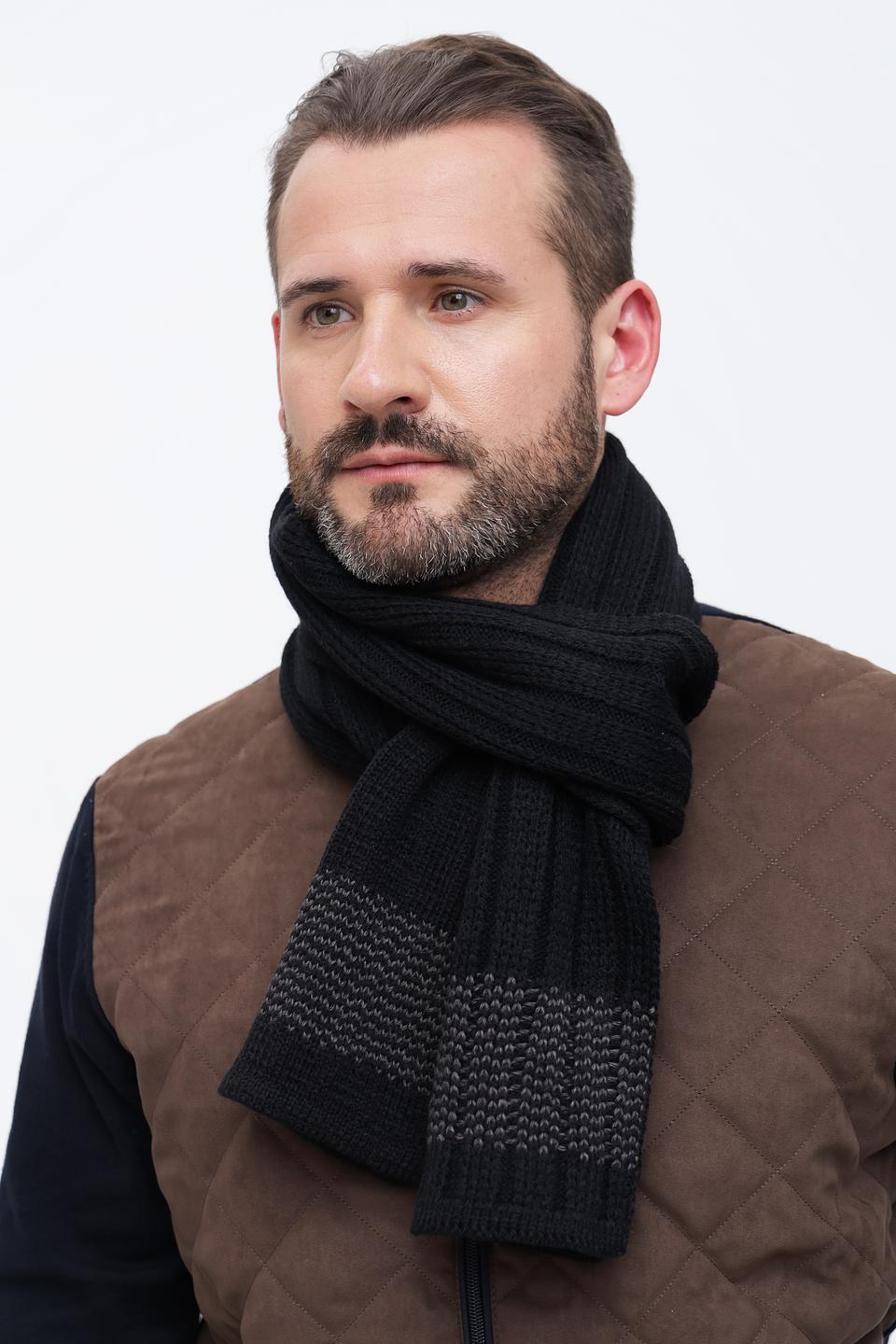 Шарф Wegener чёрный с узором