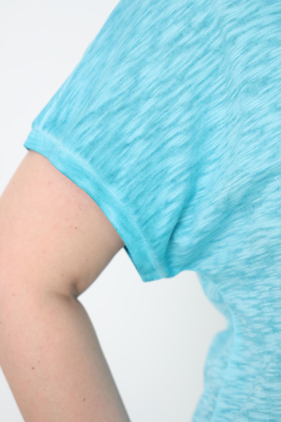 Футболка Via Appia с бабочкой бирюзовая