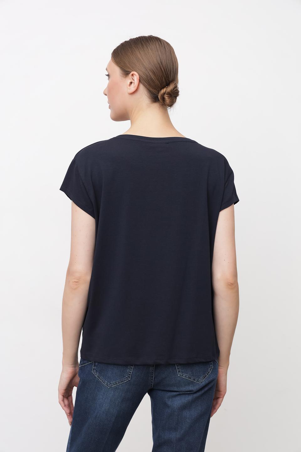 Футболка More and More с декором "Love You"