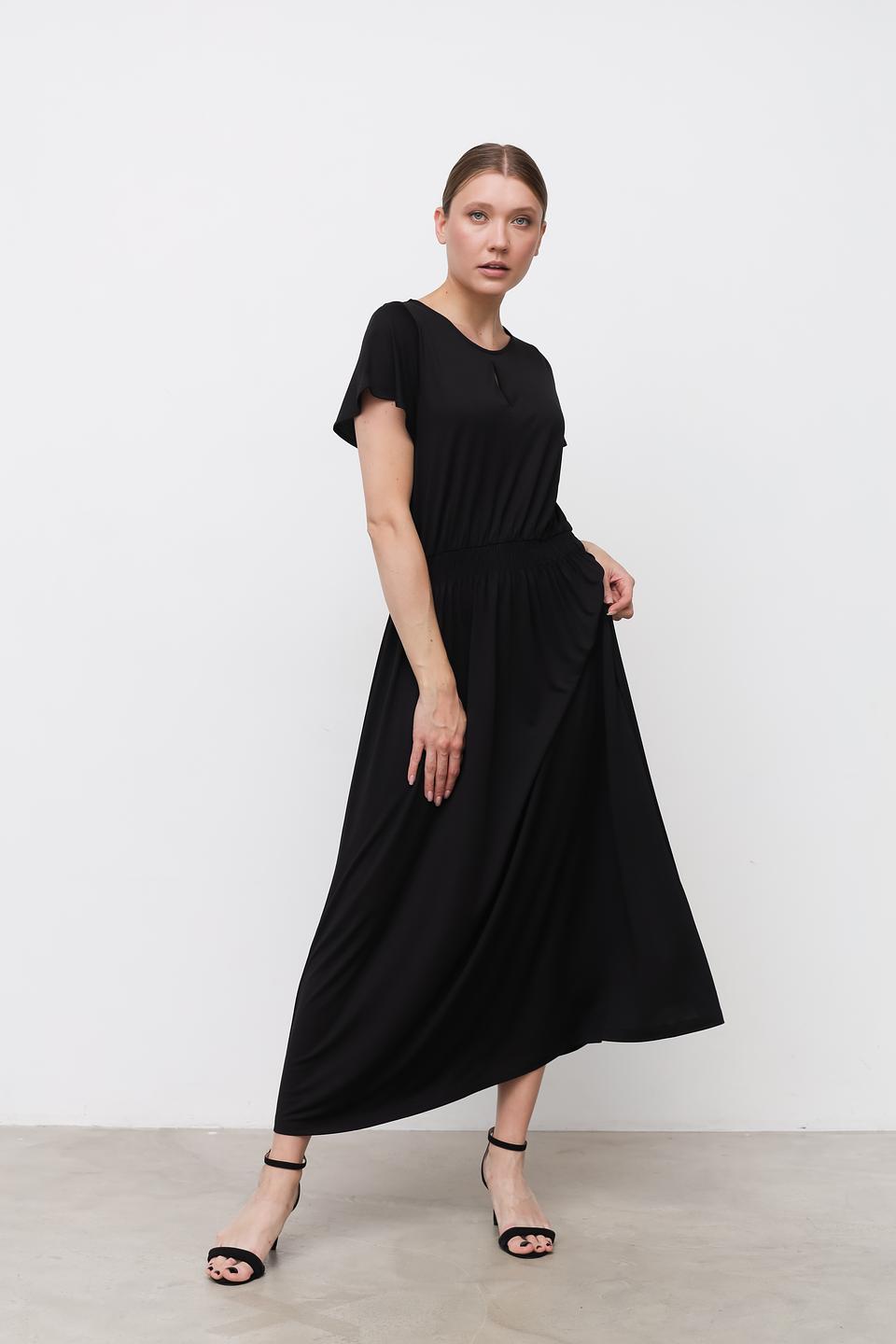 Платье Taifun чёрное с вырезом