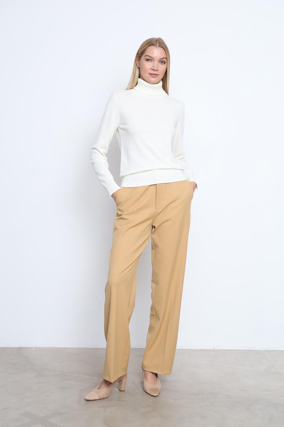 Водолазка Tricot Chic молочная