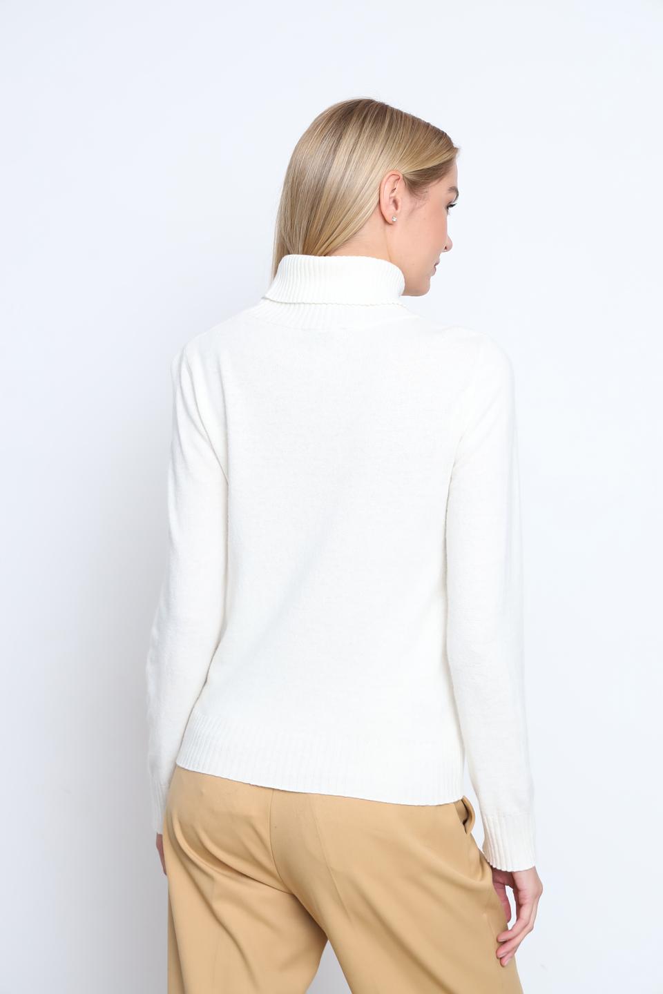 Водолазка Tricot Chic молочная