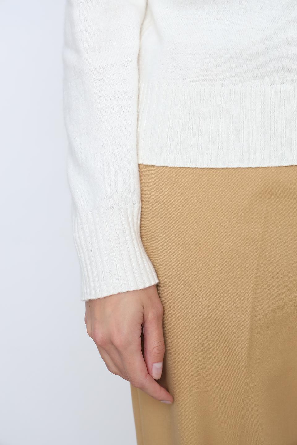 Водолазка Tricot Chic молочная