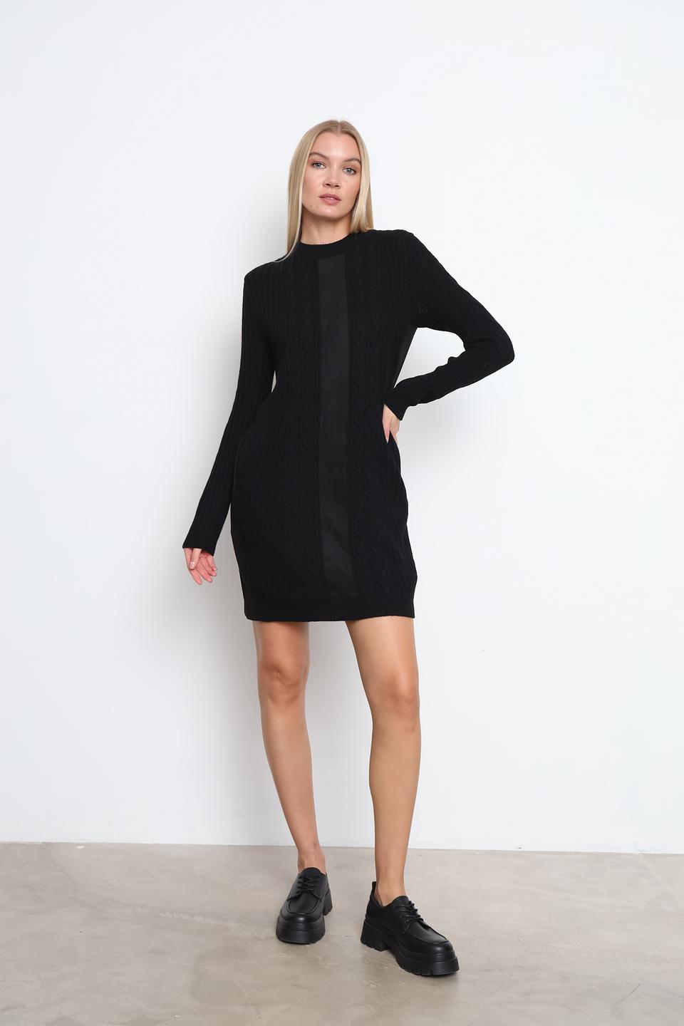 Платье Tricot Chic чёрное вязаное