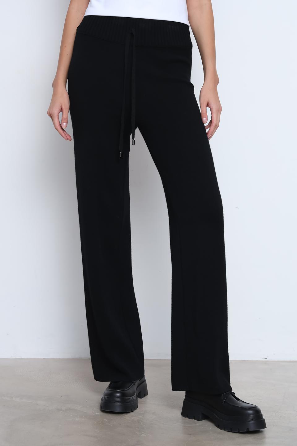 Брюки Tricot Chic чёрные с поясом