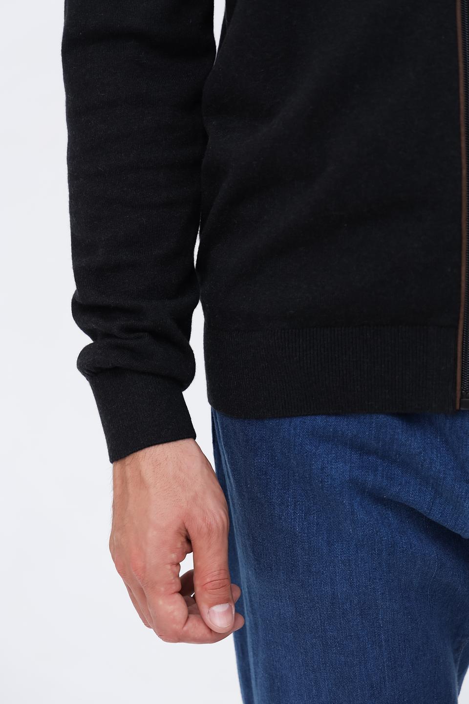 Кардиган Bugatti чёрный на молнии