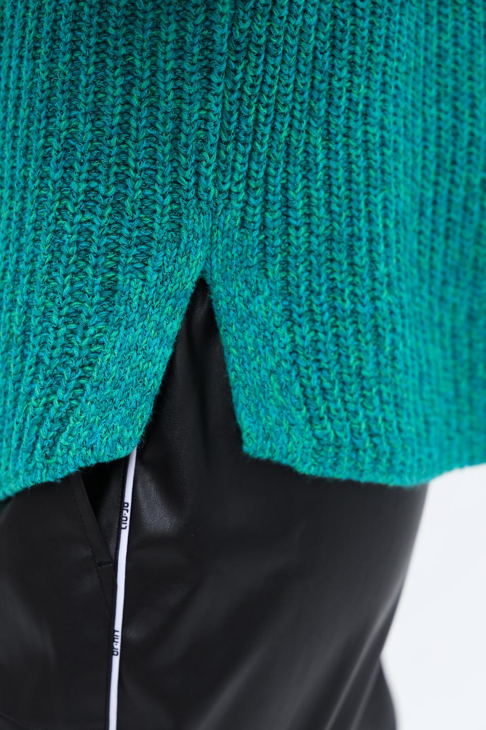 Пуловер Oui зелёный в рубчик