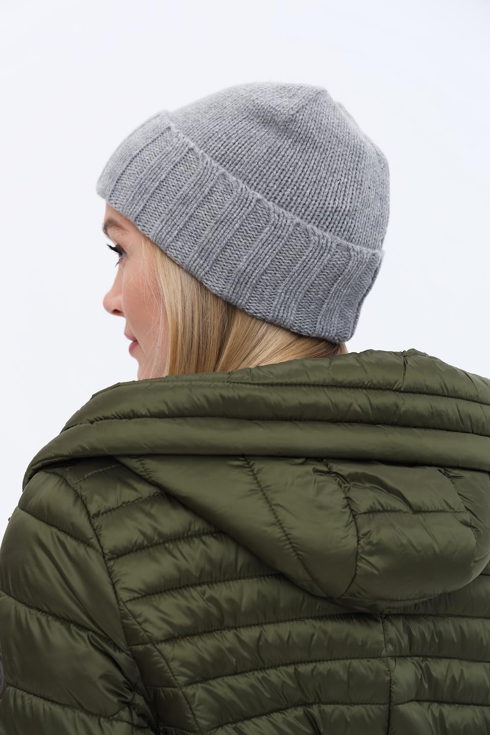 Шапка Emporio Armani серая