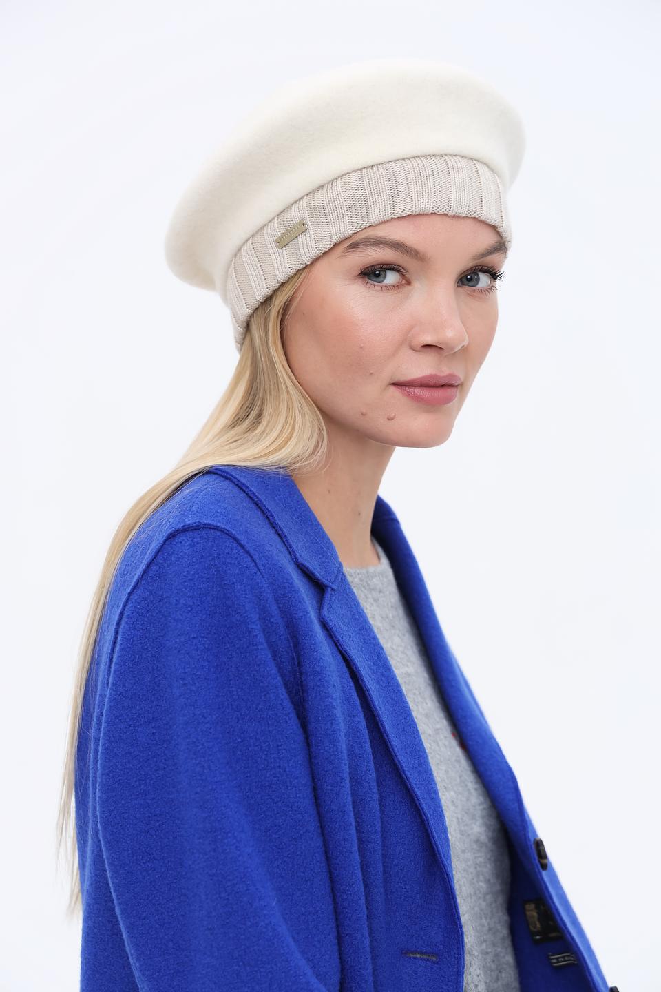 Берет Seeberger вязаный бежевый