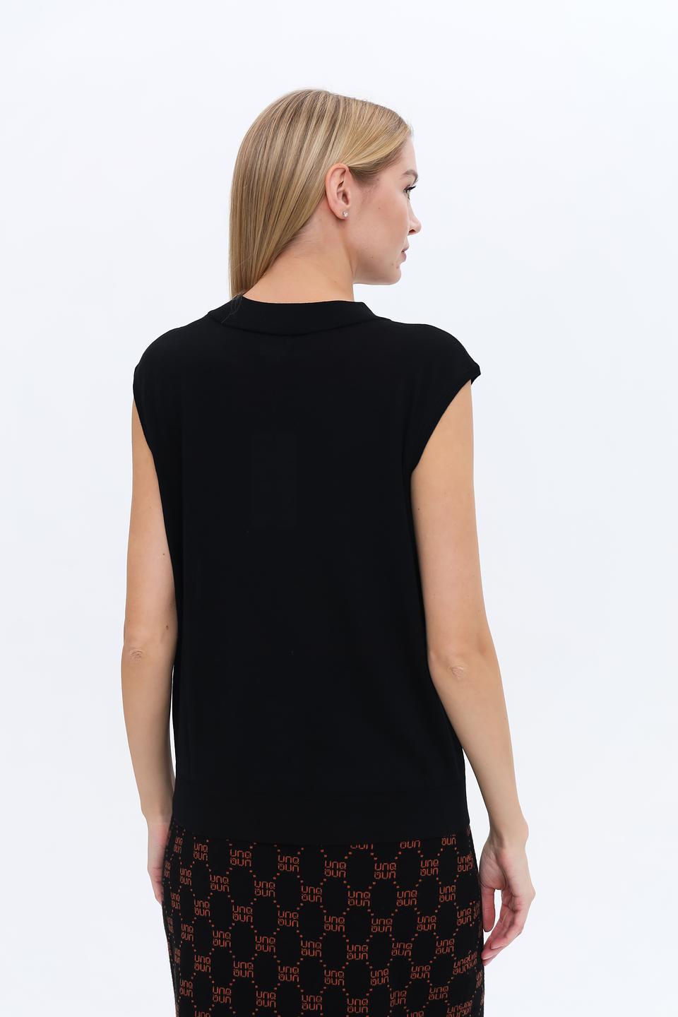 Жилет UNQ женский черный