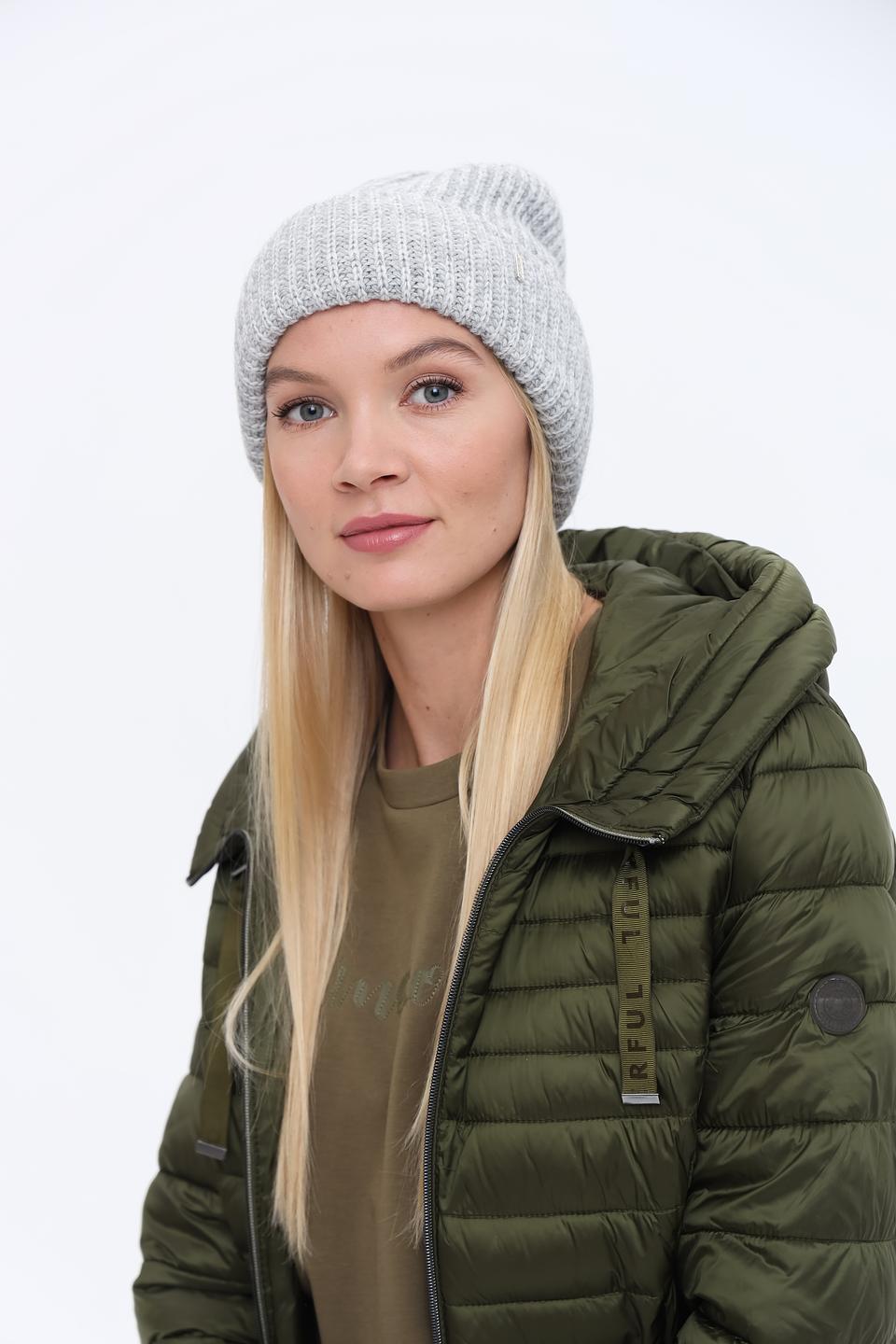 Шапка Adel вязаная серая