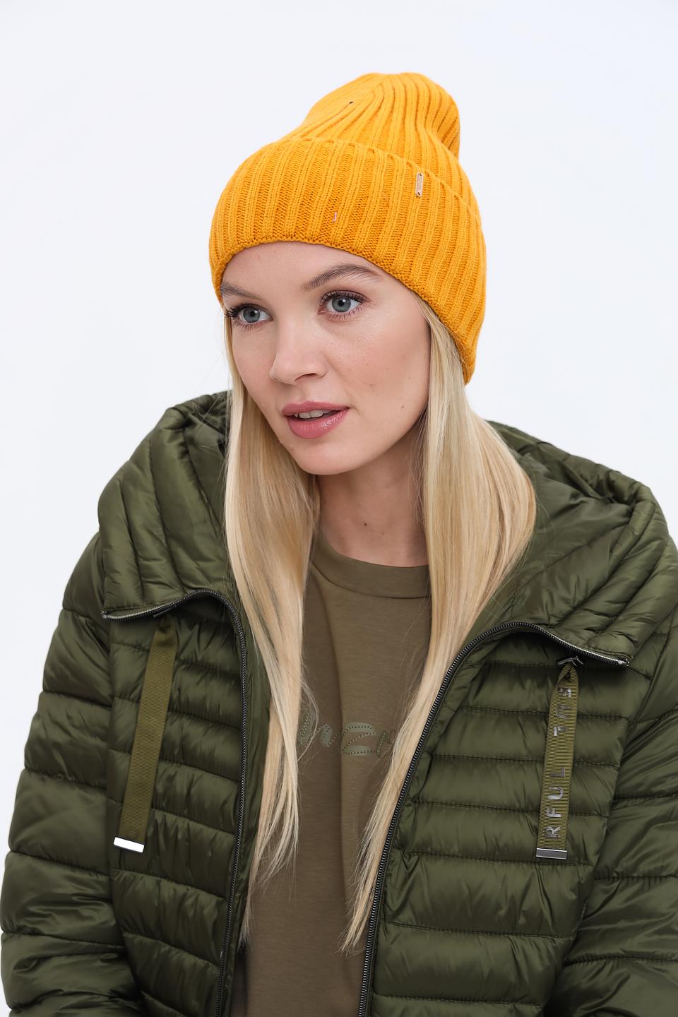Шапка Adel вязаная горчичная