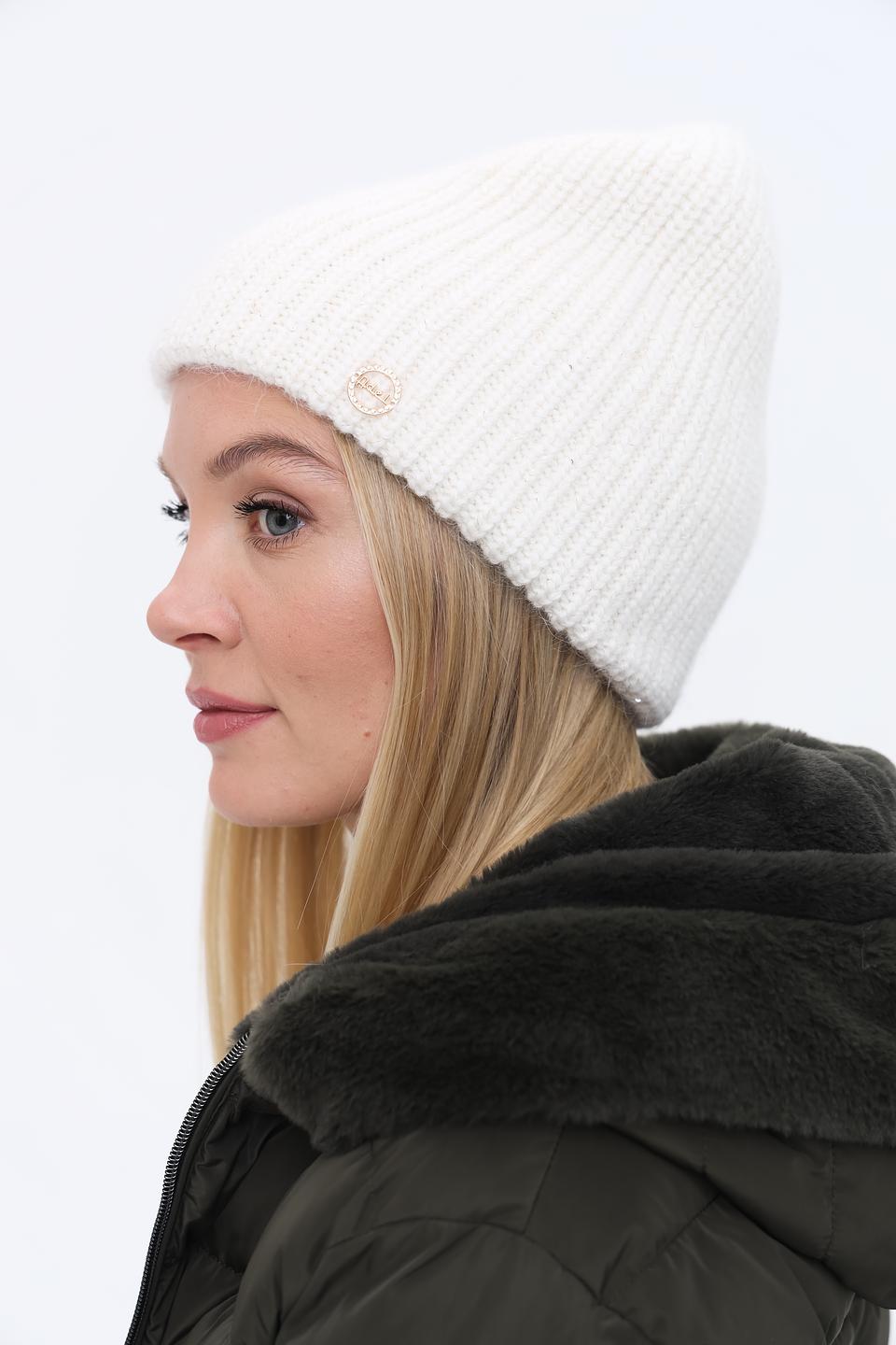 Шапка Adel вязаная белая