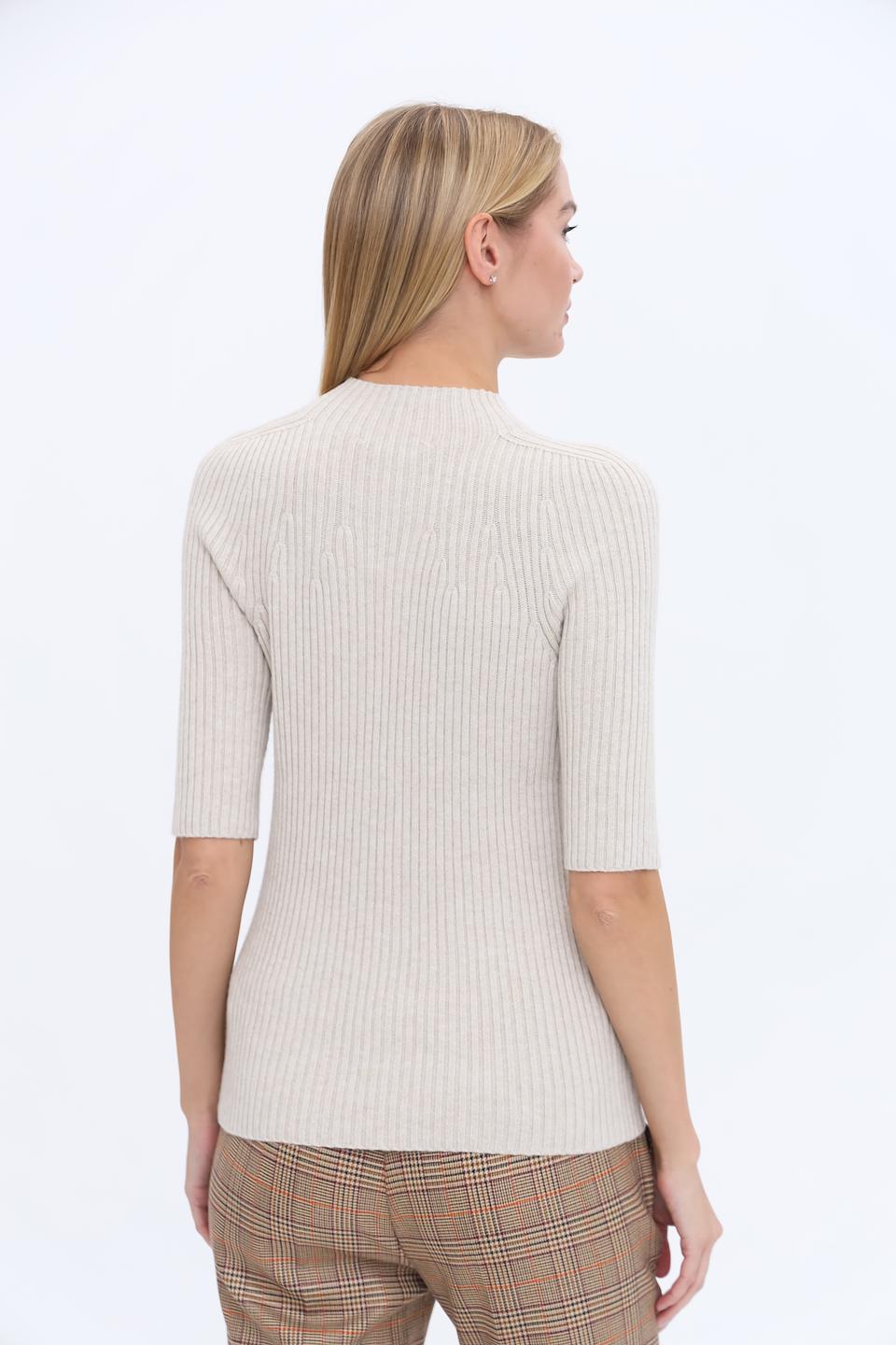 Пуловер Oui бежевый с 3/4 рукавом