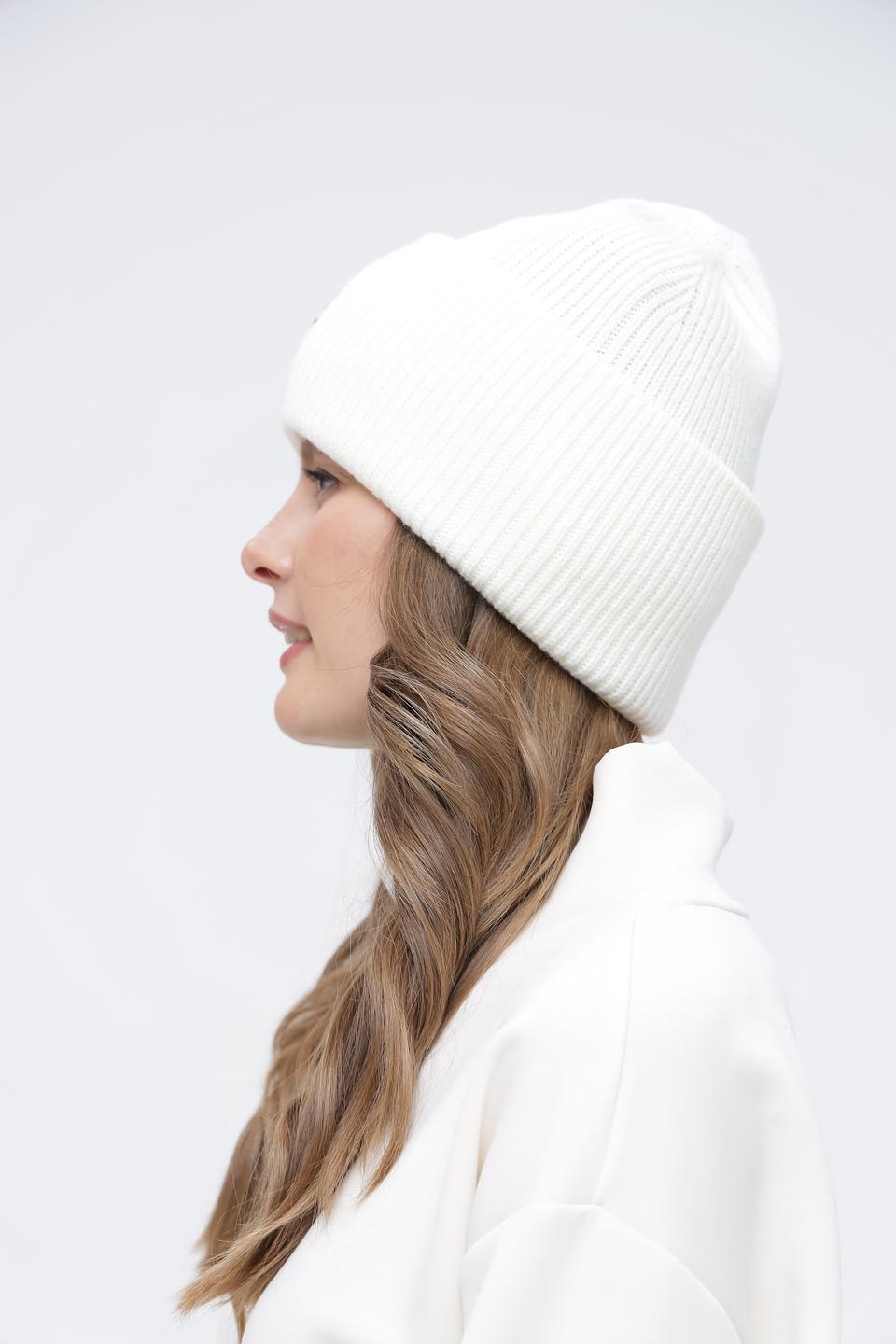 Шапка Bugatti вязаная белая