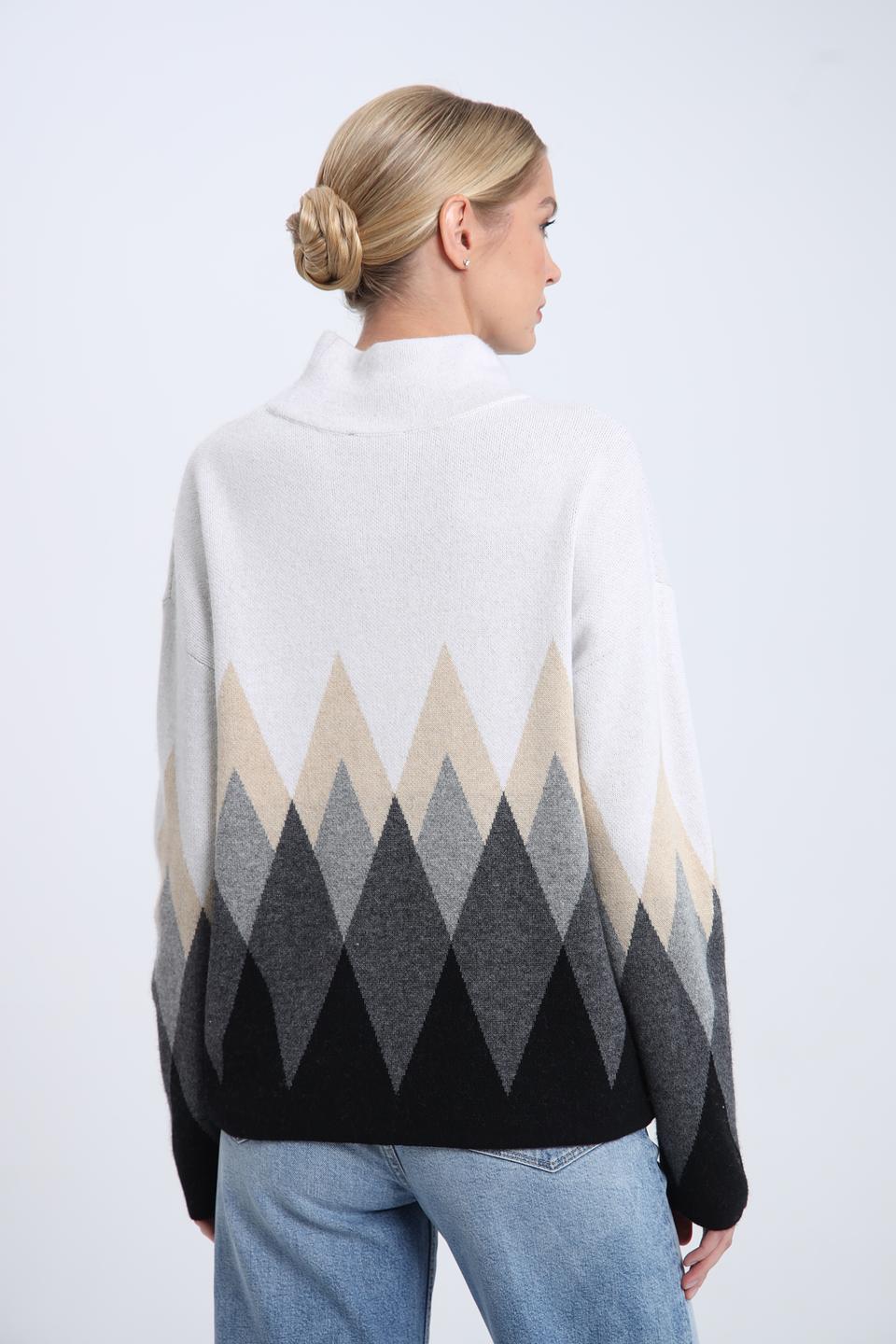 Пуловер Pezzo с ромбами бежевый