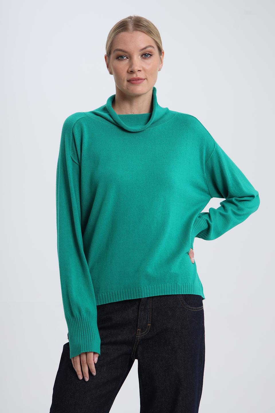 Пуловер Pezzo с горлом изумрудный