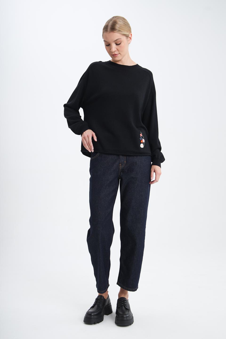 Пуловер Pezzo с вышивкой чёрный