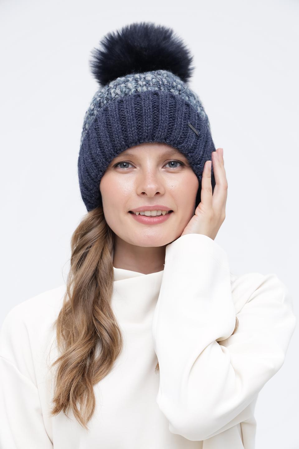 Шапка Wegener с помпоном синяя