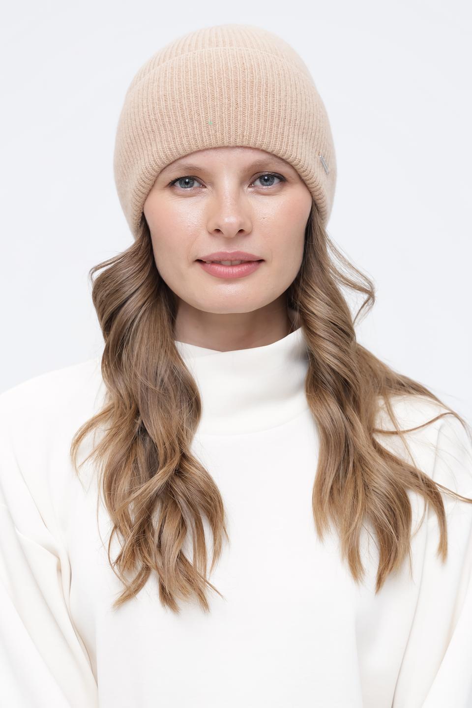 Шапка Wegener бежевая