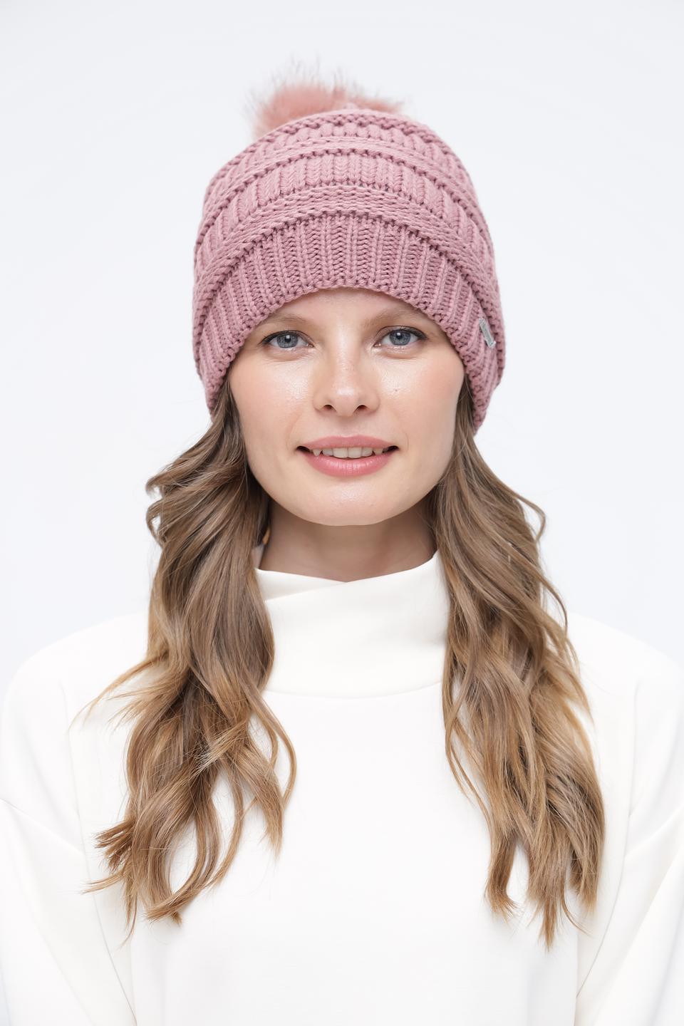 Шапка Wegener с помпоном пудрово-розовая