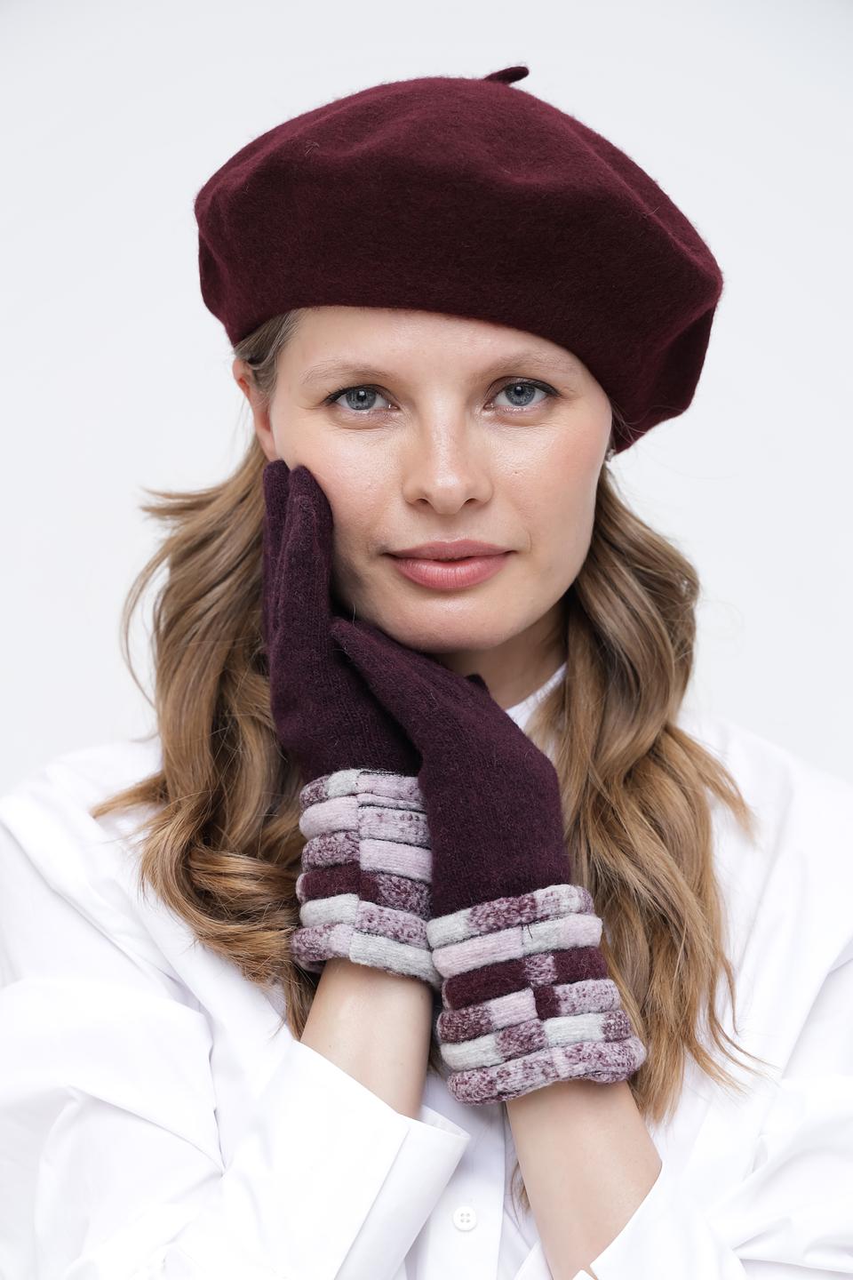 Перчатки Wegener с узором