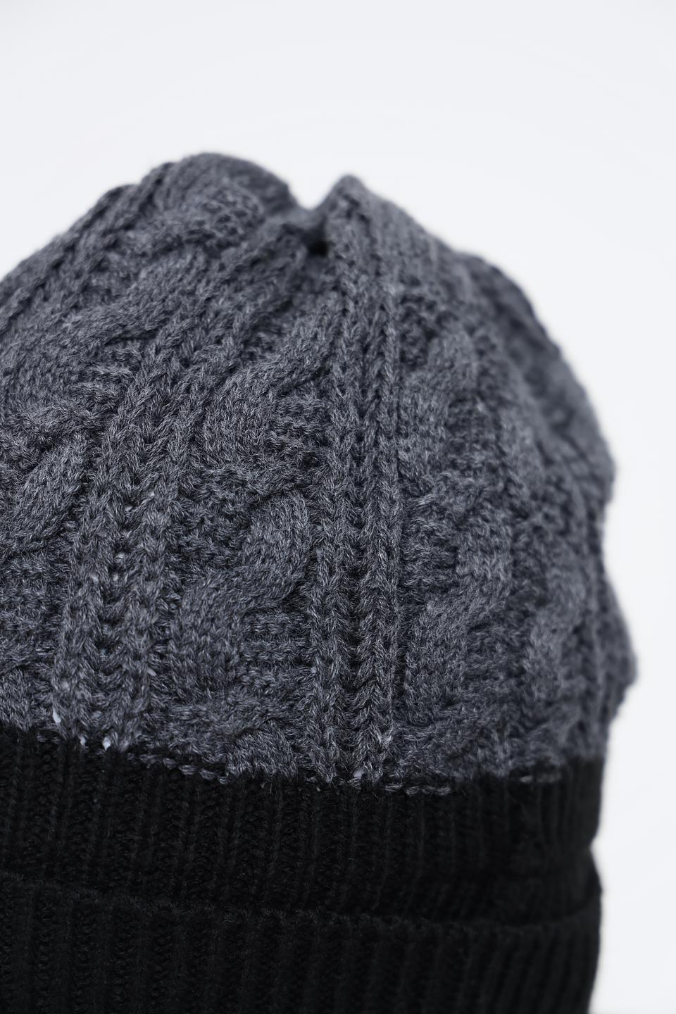 Шапка Wegener вязаная чёрно-серая